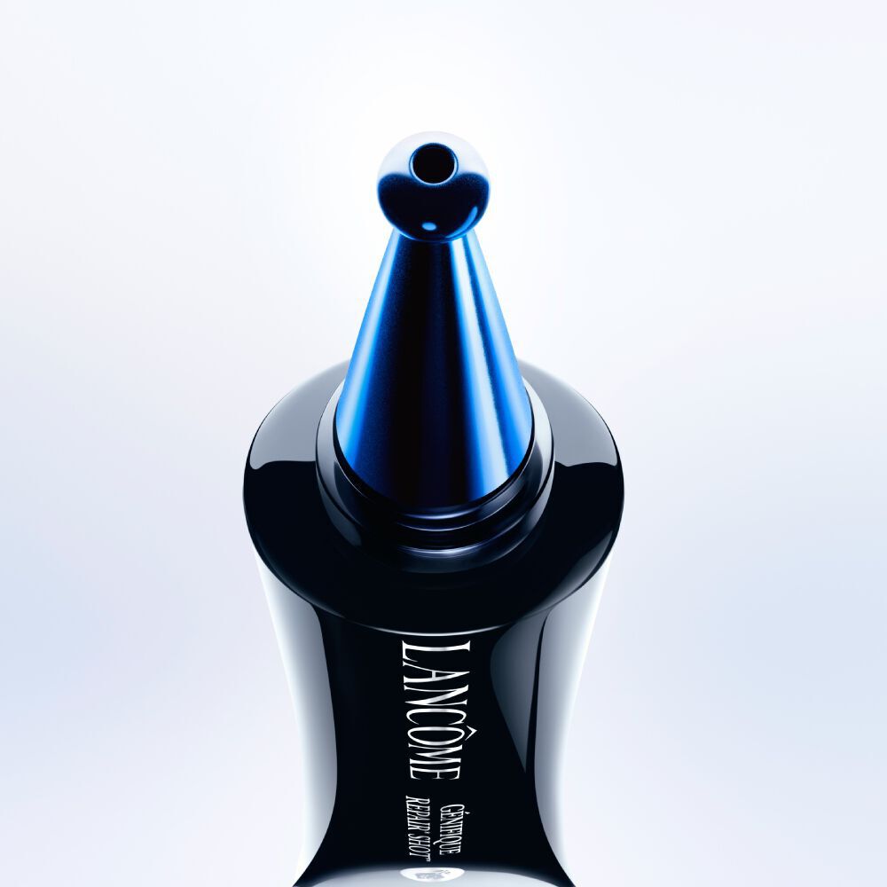Aplicator de precizie Genifique Repair Shot pentru riduri