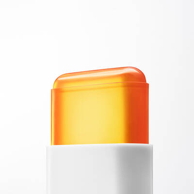 Prim-plan al produsului SUPRA SCREEN SPF 50 SUN STICK