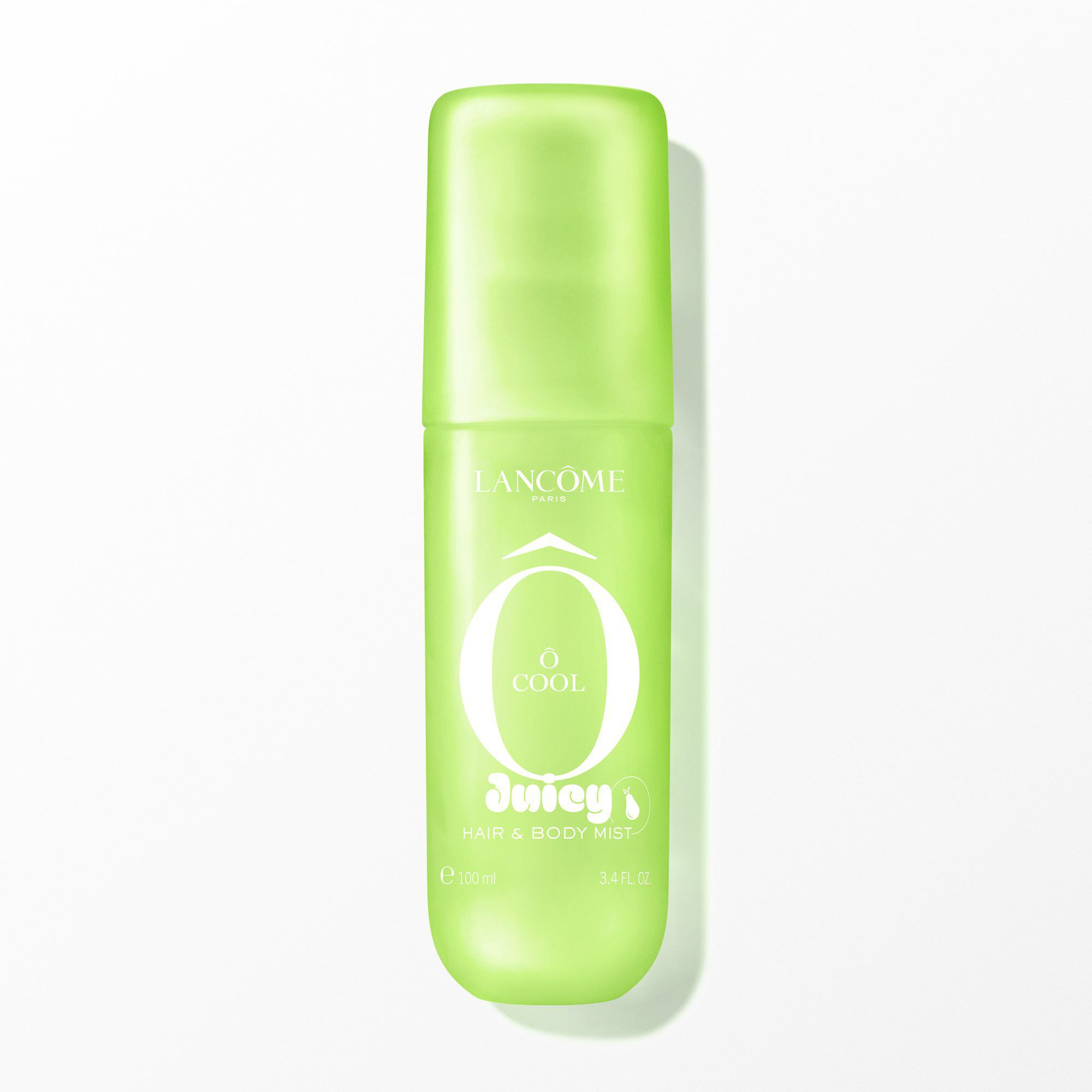 Un ambalaj de O Cool Mist Spray de Corp & Păr Lancome de culoare verde.