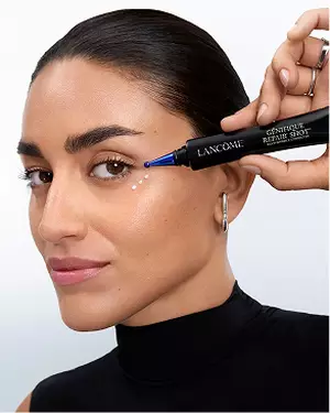 Ilustrație Lancome pentru repararea tenului
