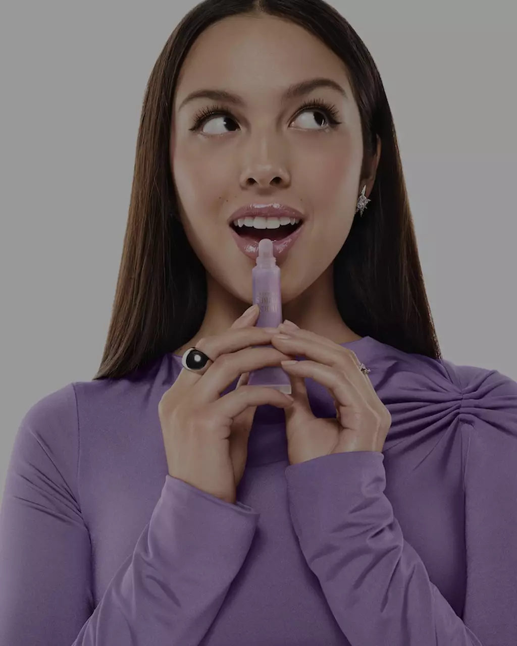 Imaginea Oliviei Rodrigo cu un Juicy Tube, Lancome.