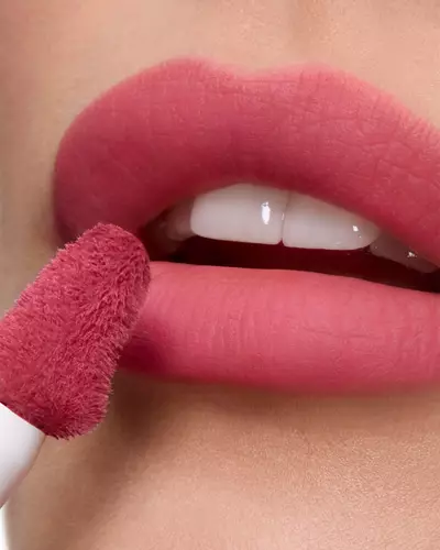 efect catifelat pentru buze idole lips
