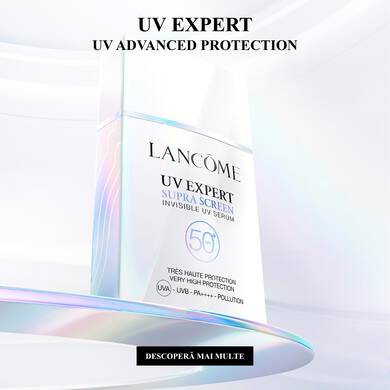 Flacon de ser cu protecție solară UV Expert de la Lancome, afișat pe un fundal minimalist, cu text care promovează protecția avansată impotriva razelor UV.