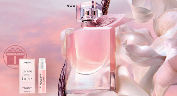 Imagine care contine noul parfum La Vie est Belle Vanille Nude, impreuna cu un sample, o floare de iasomie si vanilie